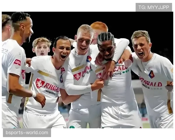 塞维利亚保级形势变化：近期表现波动对赛季走势产生直接影响